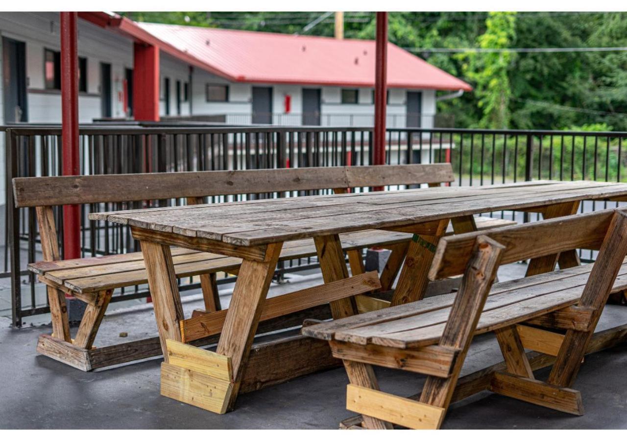 Bear Creek Inn Gatlinburg, Tn Εξωτερικό φωτογραφία